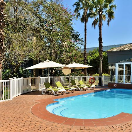 Holiday Inn Johannesburg Airport By Ihg Kempton Park Bagian luar foto