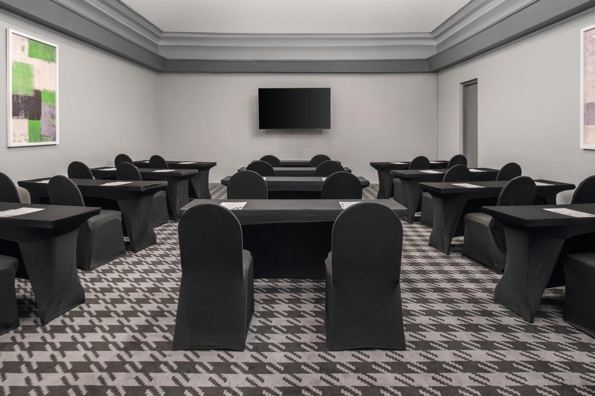 Holiday Inn Johannesburg Airport By Ihg Kempton Park Bagian luar foto