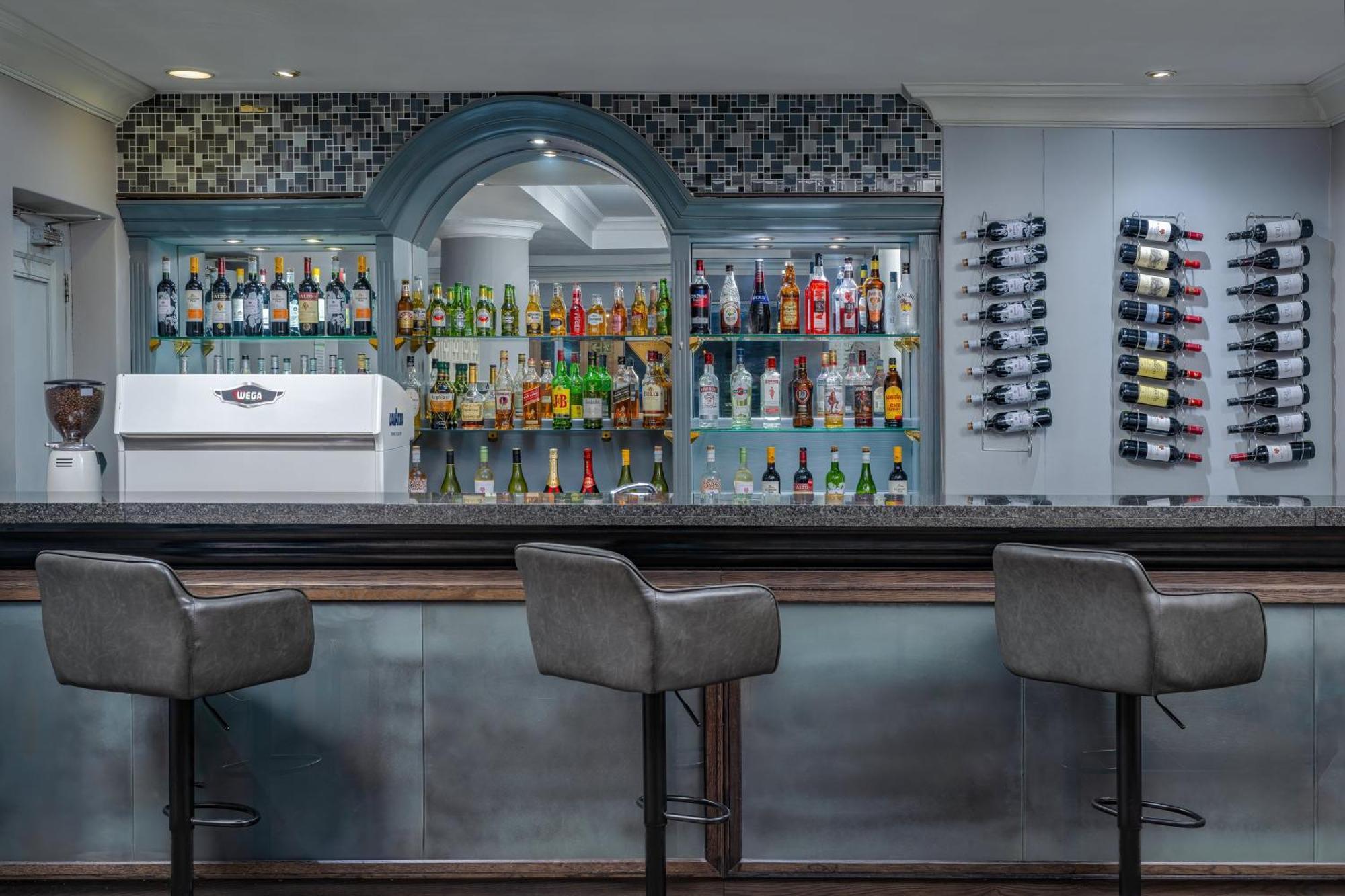 Holiday Inn Johannesburg Airport By Ihg Kempton Park Bagian luar foto