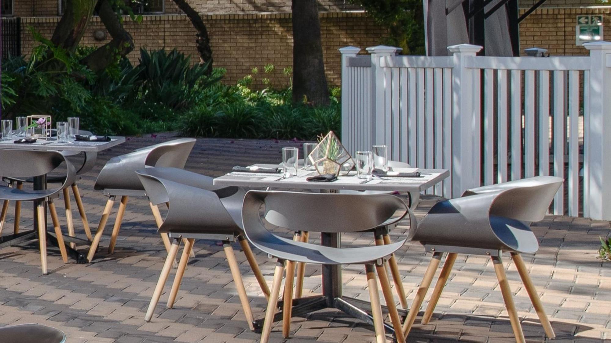 Holiday Inn Johannesburg Airport By Ihg Kempton Park Bagian luar foto